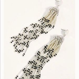 Free people essential dangle earring